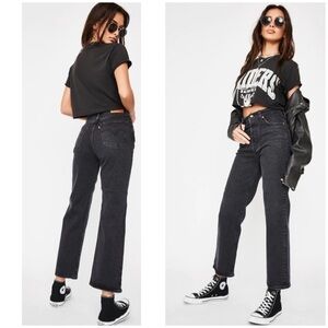 Levi's Women's Straight Leg Jeans in Washed Black